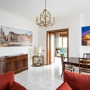 https://happio-apartment.it-romehotels.com